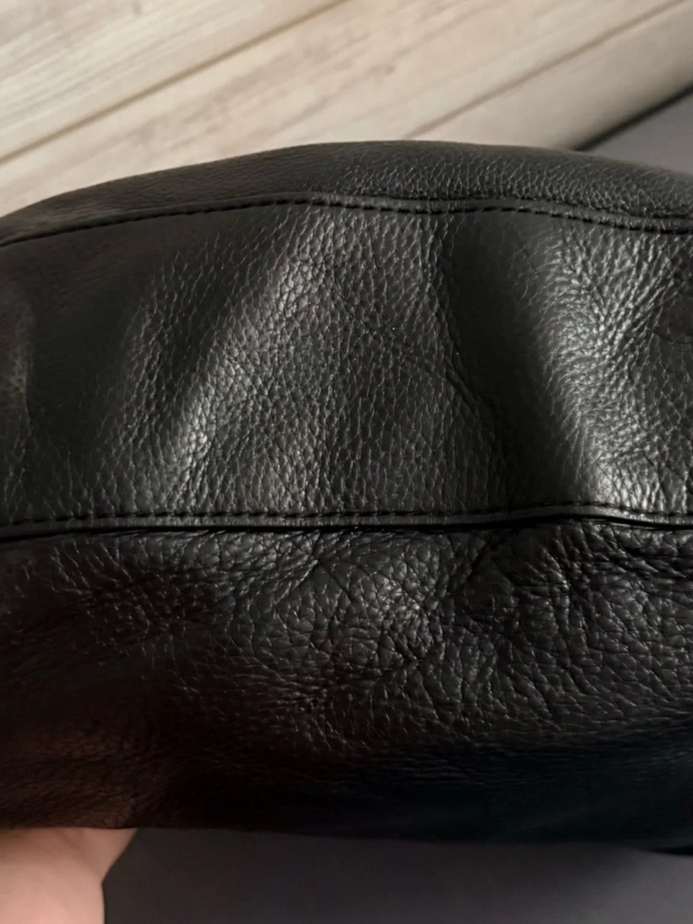 Michael Kors Black Pebbled Leather Hobo with Gold Logo Charm and Tassel EUC - Picture 4 of 6